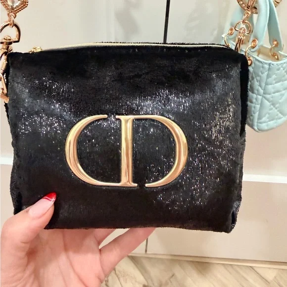 Dior Beauty Crossbody, Novelty CD Strap, Mini Lady Dior Bag Charm - NIB/Gift Bag - Picture 4 of 16